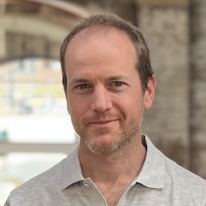Photo of Geoff Crain